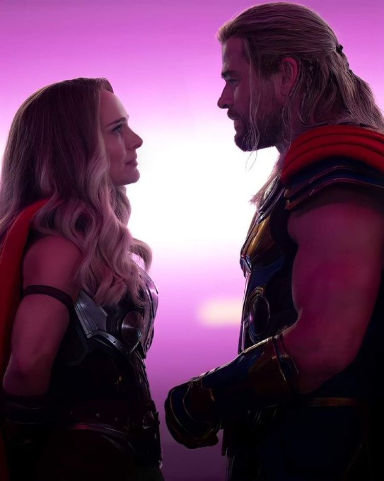 Chris Hemsworth dejó de comer carne para besar a la vegana Natalie Portman en Thor